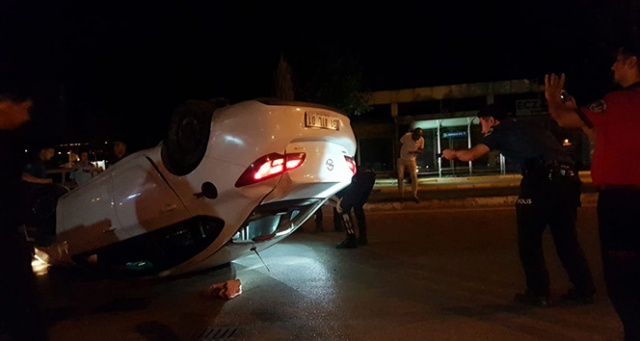 Polisten kaçıp takla atan otomobilden uyuşturucu çıktı