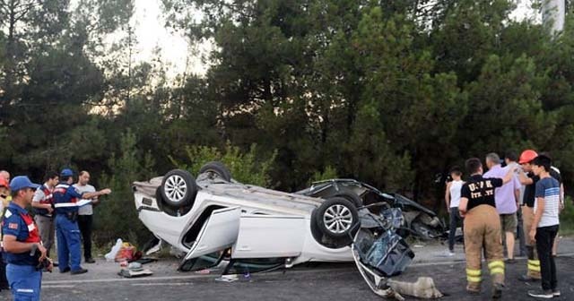 Uşak&#039;ta trafik kazası, ölü ve yaralılar var