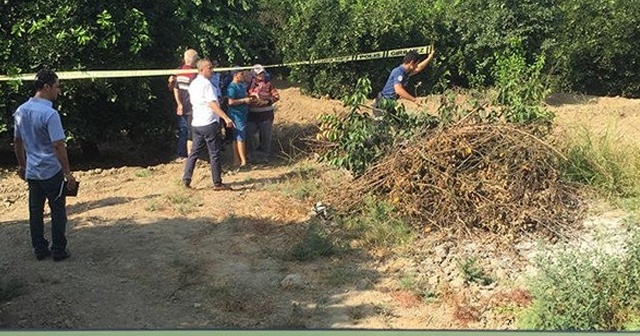 Adana&#039;da portakal bahçesinde dehşet!