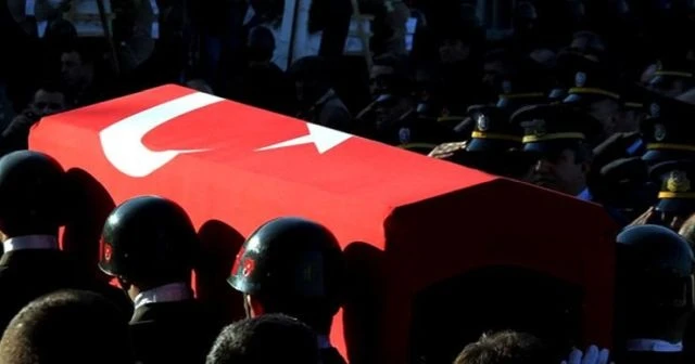 Askeri araç devrildi: 2 şehit, 7 yaralı