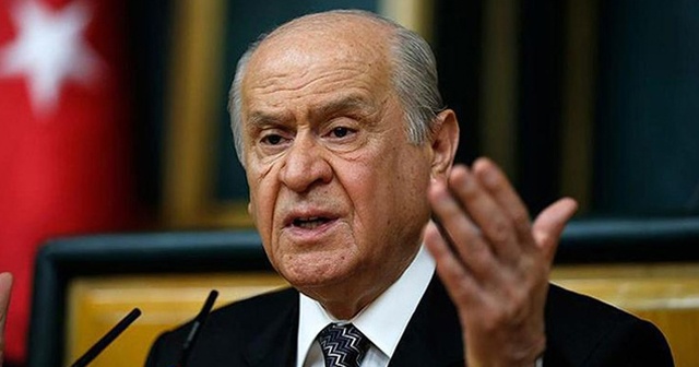 Bahçeli: Bu bir papaz meselesi değil