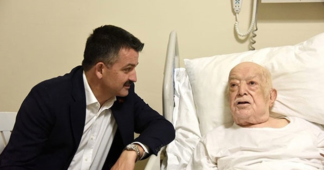 Bakan Pakdemirli, eski Bakan Özsoy&#039;u hastanede ziyaret etti