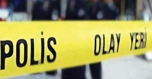 Banyoda boğazı kesilmiş halde bulundu