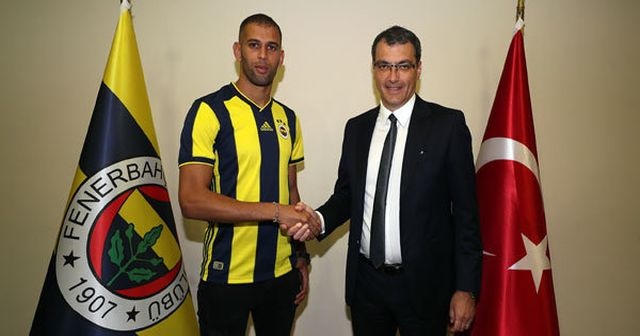 Fenerbahçe, Slimani&#039;yi resmen duyurdu!