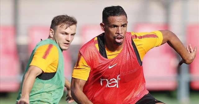 Galatasaray&#039;da gözler lige çevrildi