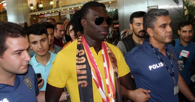 Gomis İstanbul’dan ayrıldı