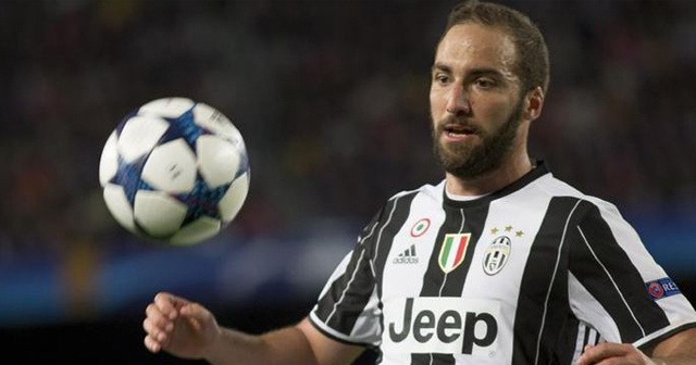 Higuain resmen Milan'da