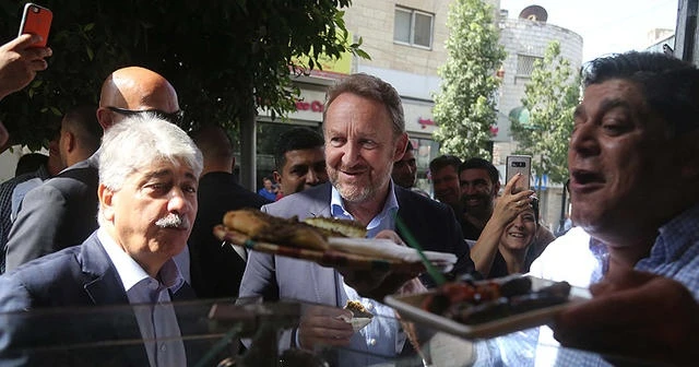 İzetbegovic Ramallah'ı gezdi