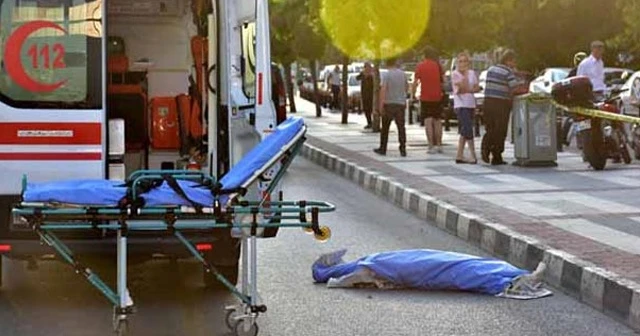 Manisa&#039;da feci olay! Anne öldü kızı yaralandı