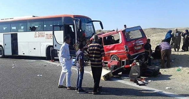 Mısır&#039;da feci kaza! Çok sayıda ölü ve yaralı...