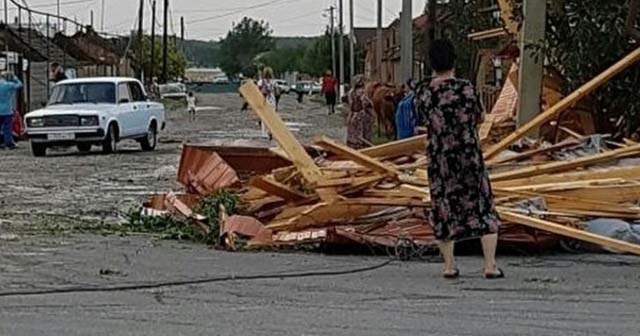 Rusya’da şiddetli fırtına: 9 yaralı