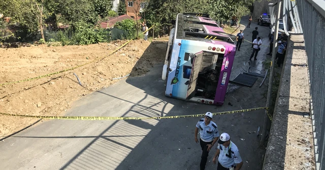 Sarıyer'de halk otobüsü devrildi, çok sayıda yaralı var