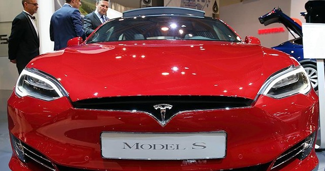 Tesla&#039;nın borsadan çekilmesi gündemde