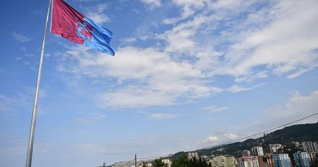 Trabzon&#039;a dev Trabzonspor bayrağı