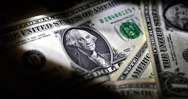 Trump&#039;ın hamlesi sonrası dolar ve euro tarihi zirveyi gördü! Türkiye ekonomik saldırı altında (Dolar ne kadar?)