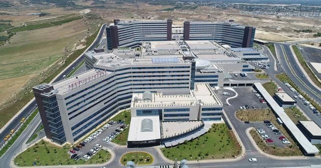 'Kamu hastanelerimize yılda 357 milyon hasta girişi oluyor'