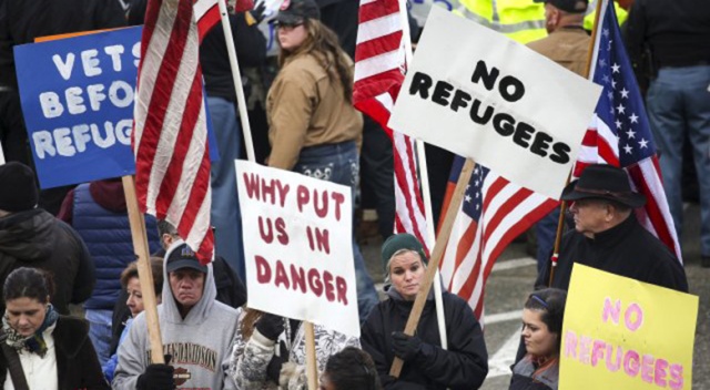 ABD mülteci kotasını üçte bir azaltıyor