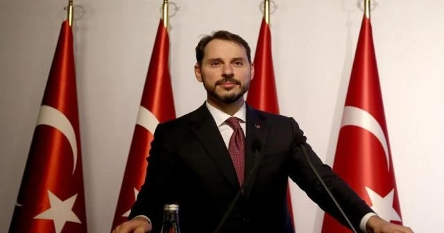 Bakan Albayrak Londra&#039;da 11 finans kuruluşunun yöneticisi ile görüştü