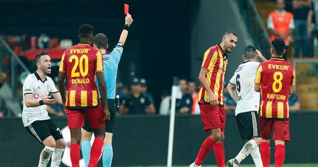 Beşiktaş&#039;ta Fenerbahçe maçı öncesi şok!