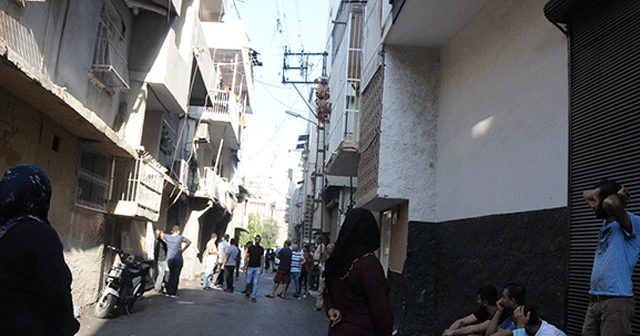 Cezaevinden çıktı, odasında kendini astı