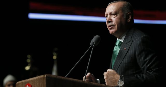 Cumhurbaşkanı Erdoğan: Bu ülkede bundan sonra Türk lirası geçer