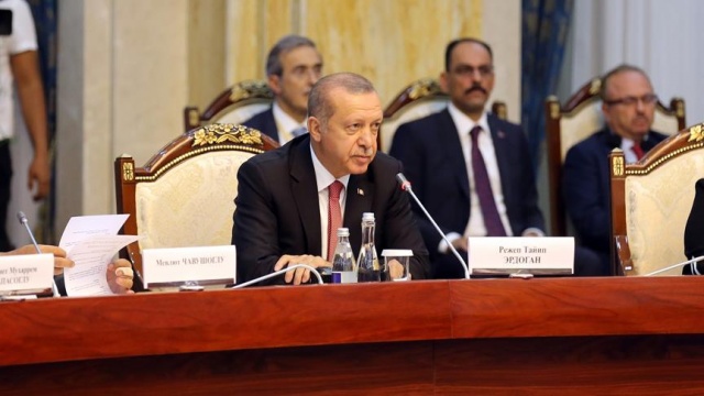 Cumhurbaşkanı Erdoğan Kırgızistan&#039;dan mesajı verdi