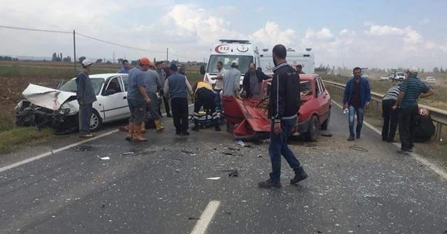 Eskişehir'de arabalar çarpıştı, ölü ve yaralılar var