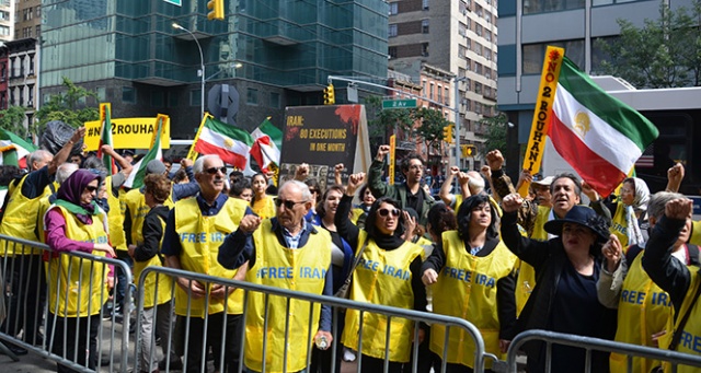İran Cumhurbaşkanı Ruhani ABD&#039;de Protesto edildi