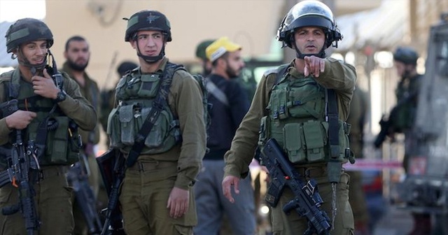 İsrail askerleri AA ve AFP muhabirlerini yaraladı