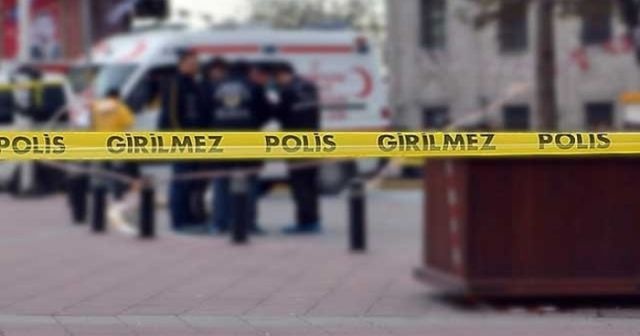 İstanbul&#039;da silahlı saldırı! Ölü ve yaralılar var