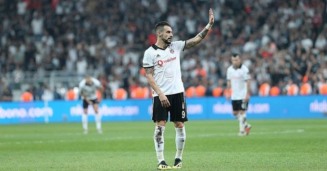 Negredo El Nasr'da