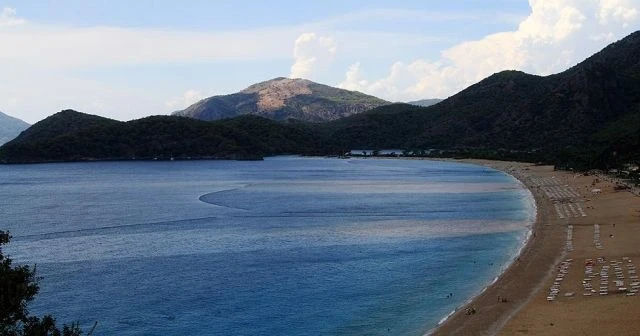 Ölüdeniz'in rengi değişti