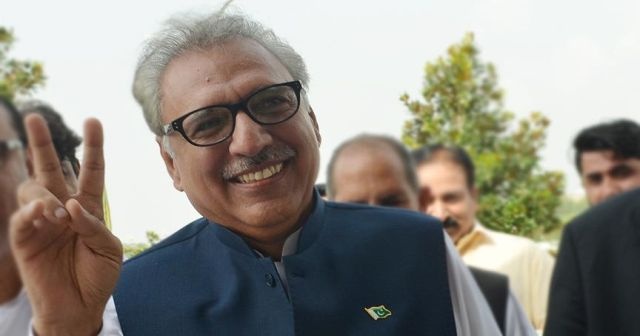 Pakistan&#039;ın yeni cumhurbaşkanı Arif Alvi