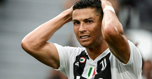 Ronaldo, İtalya liginde yokları oynuyor