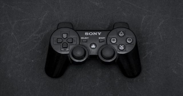 Sony PlayStation konsolunun mini boyutunu çıkarıyor