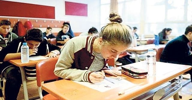 Takdir için okula devam şartı geldi