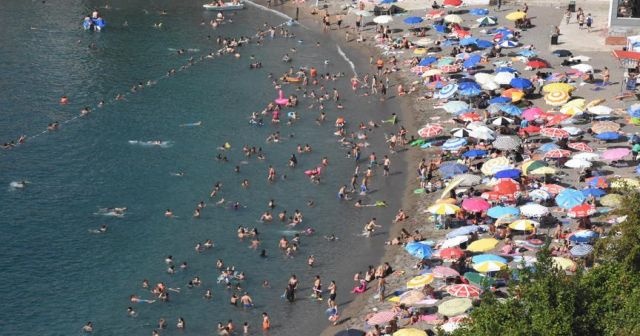 Türkiye 8 ayda 27 milyon turisti ağırladı
