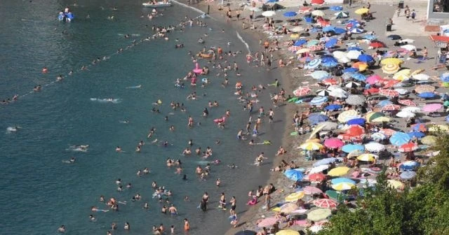 Türkiye 8 ayda 27 milyon turisti ağırladı