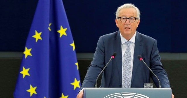 AB Komisyonu Başkanı Jean-Claude Juncker: Kendimizi &#039;dünyanın efendisi’ olarak görüyoruz