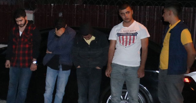 Adana’da ilginç olay! Yakalanan 6 kişi de birbirini suçladı: ‘Tabanca senin…’