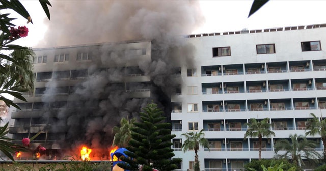 Alanya'da 4 yıldızlı otelde yangın!