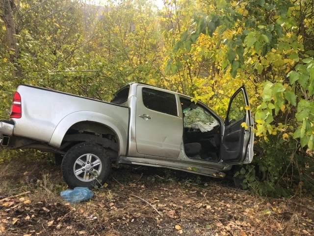 Askeri taşıyan araç şarampole yuvarlandı:1 şehit, 3 yaralı
