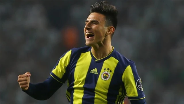 Eljif Elmas&#039;a milli davet