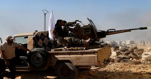 İdlib&#039;de ağır silahlar cephe hattından çekiliyor