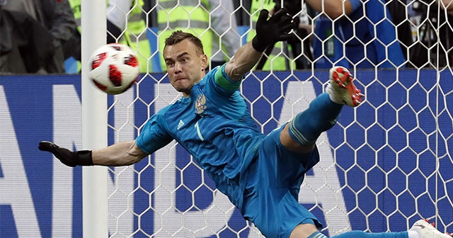 Igor Akinfeev, Rus Milli Takımı&#039;nı bıraktı