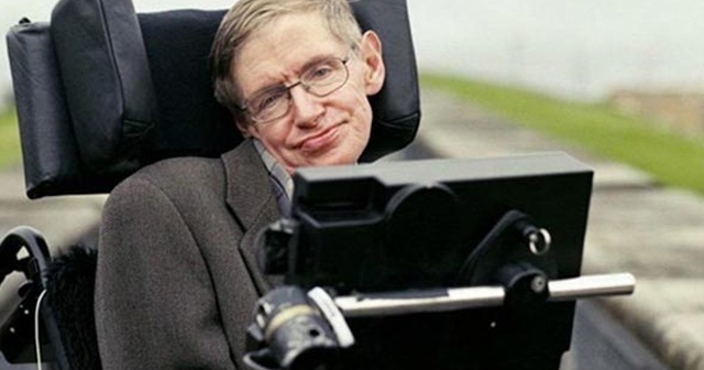Stephen Hawking’in akıllı tekerlekli sandalyesi satışa çıkarılacak