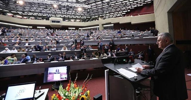 TBMM Başkanı Yıldırım'dan gelişmiş ülkelere göç eleştirisi