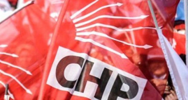 AYM&#039;den CHP’li vekillere ret!