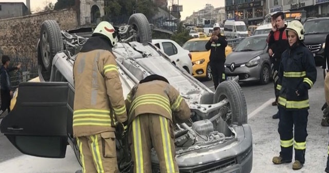 İstanbul trafiğini felç eden kaza!