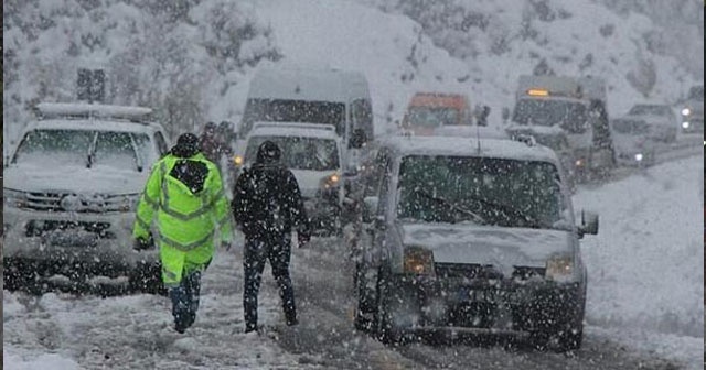 Meteoroloji yeni uyarı yayınladı! Yoğun kar yağışı bekleniyor